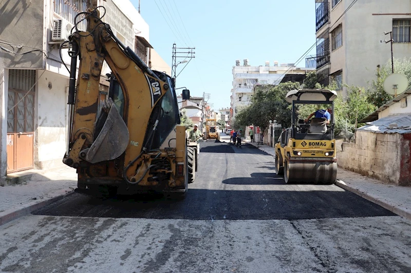 ALSANCAK MAHALLESİNDE SICAK ASFALT İLE KAPLANAN YOL YENİLENDİ
