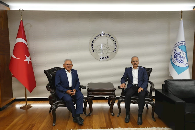 Ulaştırma ve Altyapı Bakanı Uraloğlu’dan Başkan Büyükkılıç’a Ziyaret