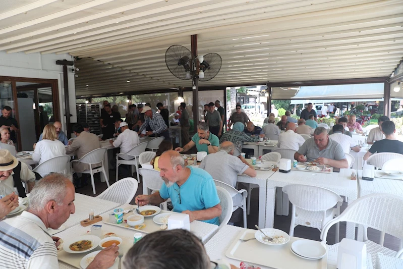 İZMİT KENT LOKANTASI, DARICA’DAN MİSAFİRLERİNİ AĞIRLADI