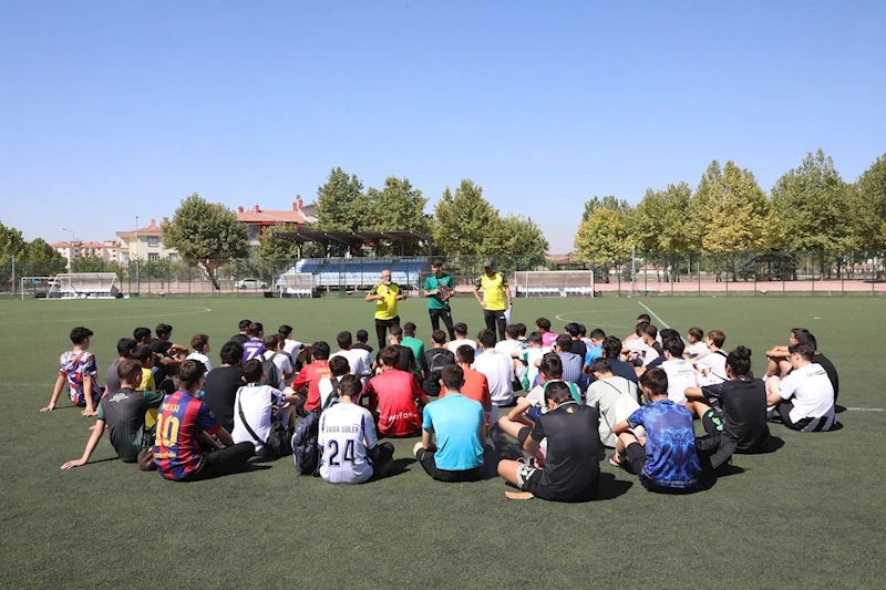 KARATAY BELEDİYESPOR KULÜBÜ’NDE FUTBOLCU SEÇMELERİ TAMAMLANDI