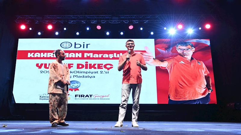 Milli Sporcu Yusuf Dikeç, Ağustos Fuarı’nda Hemşehrileriyle Buluştu