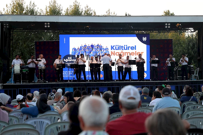 Millet Bahçesi’nde şölen tadında bir cumartesi