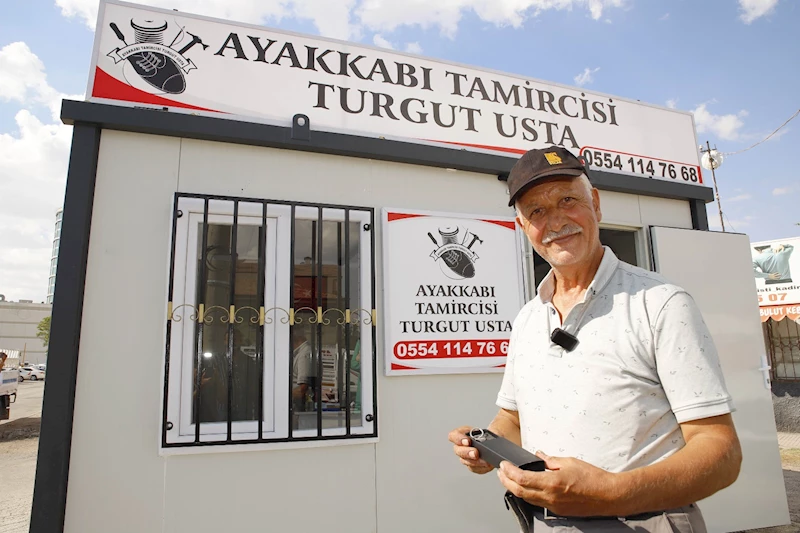AKSARAY BELEDİYESİ’NDEN 45 YILLIK AYAKKABI TAMİRCİSİ TURGUT KILIÇ’A ANLAMLI SÜRPRİZ