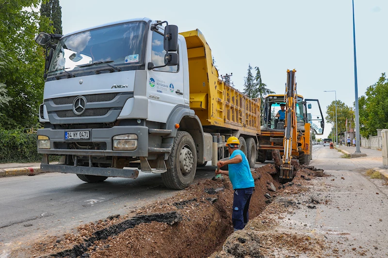 Arifiye’nin altyapısına yeni bir içme suyu hattı daha kazandırılıyor