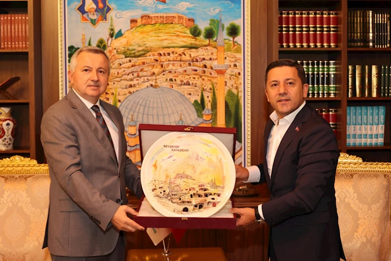 Moldova Ankara Büyükelçisi Dmitri Croitor’dan Başkan Arı’ya Ziyaret