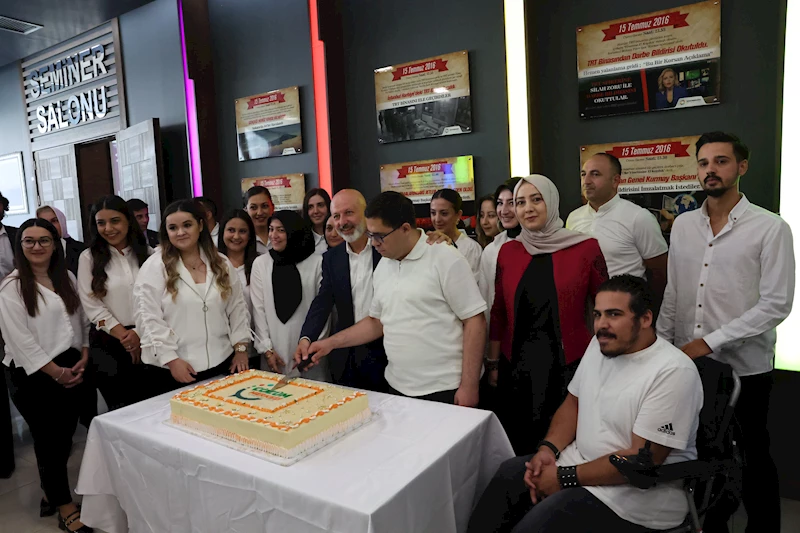 BAŞKAN ÇOLAKBAYRAKDAR, “ 3. NESİL YAZILIM VE YAPAY ZEKA İLE HIZLI ÇÖZÜM ÜRETİYORUZ”