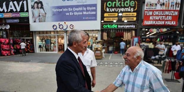 Başkan Tahmazoğlu Esnaf ve Vatandaşın Yanında