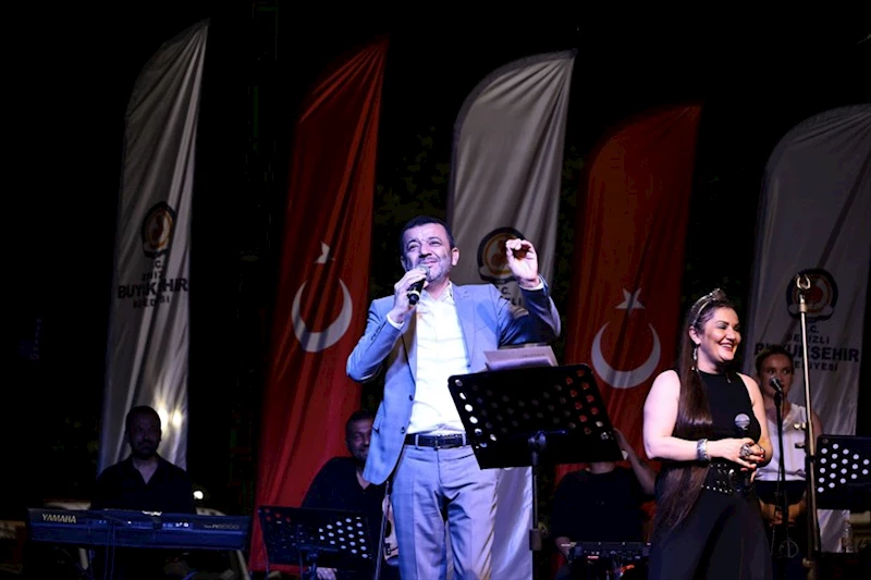 Denizli’nin akşamları yaz konserleri ile şenleniyor
