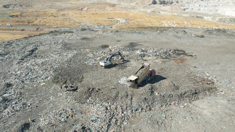 Büyükşehir, Kuzey İlçelerdeki Çöplerin Bertaraf ve Islahını Gerçekleştiriyor