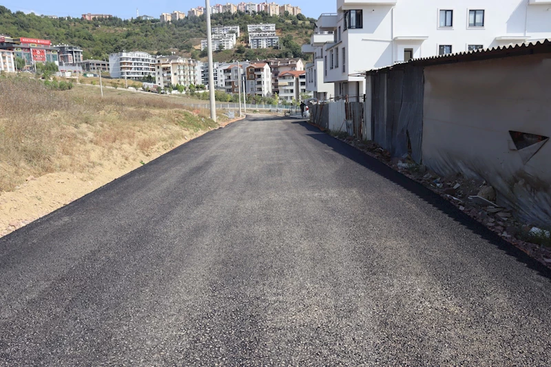 İZMİT BELEDİYESİ, ERBAY SOKAĞI YENİLENEN YÜZÜYLE HALKIN KULLANIMINA SUNDU