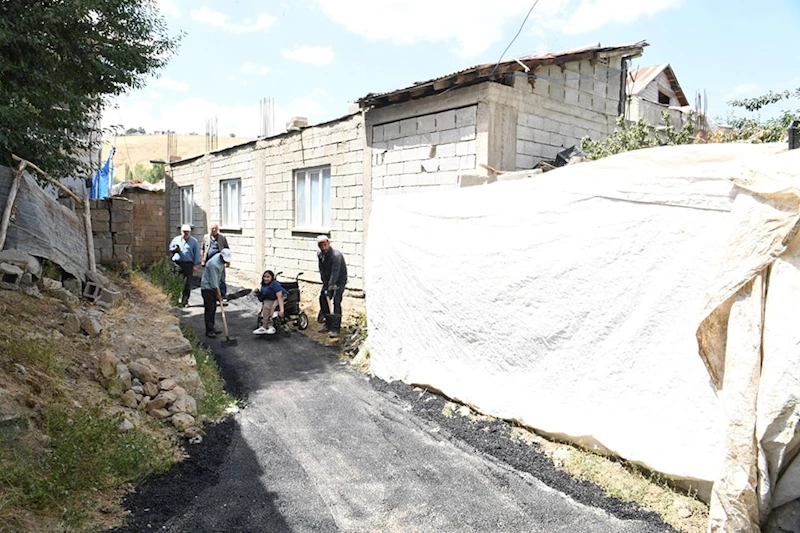 EŞ BAŞKAN SÖYLEMEZ, BEDENSEL ENGELLİ NEHİR