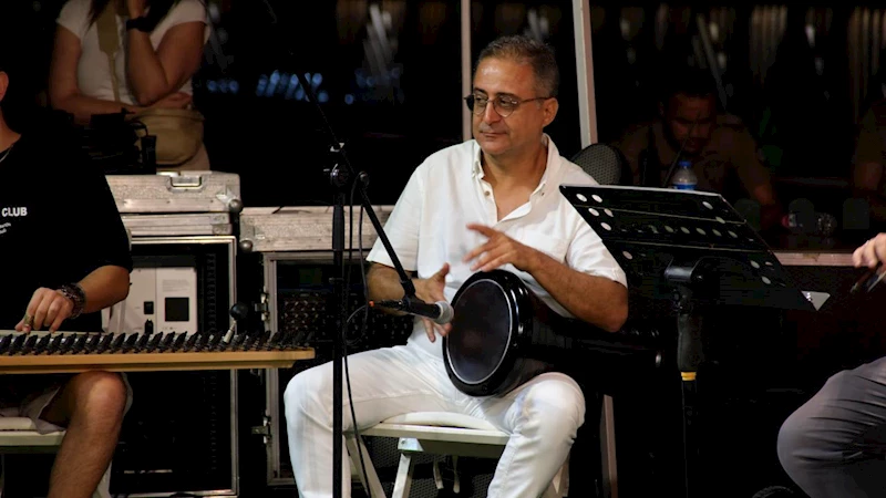 TRT FM yayın tuşuna bu kez Sakarya’dan bastı: Aziz Duran Parkı’nda unutulmaz akşam