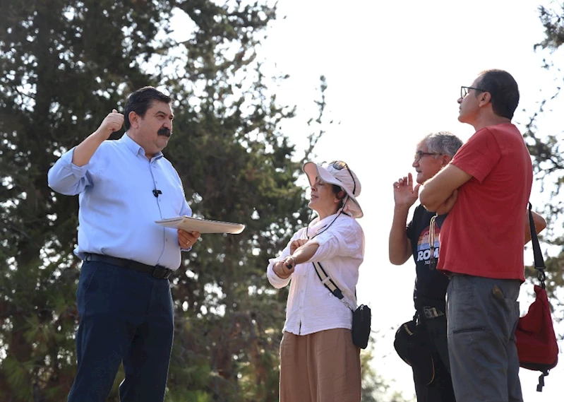BAŞKAN YILDIZ, 9 BİN YILLIK GEÇMİŞE SAHİP YUMUKTEPE HÖYÜĞÜ’NDE YAPILAN KAZI ÇALIŞMALARINI İNCELEDİ