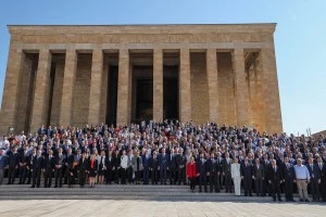 BAŞKAN GÜREL, CHP’NİN İKİNCİ YÜZYIL DEĞİŞİM KURULTAYI’NA KATILDI