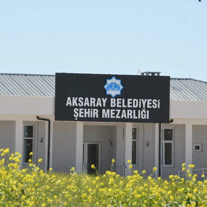 YENİ ŞEHİR MEZARLIĞINDA SON HAZIRLIKLAR YAPILIYOR