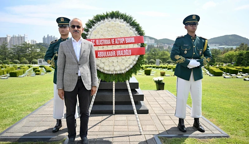 BAKAN URALOĞLU, BUSAN