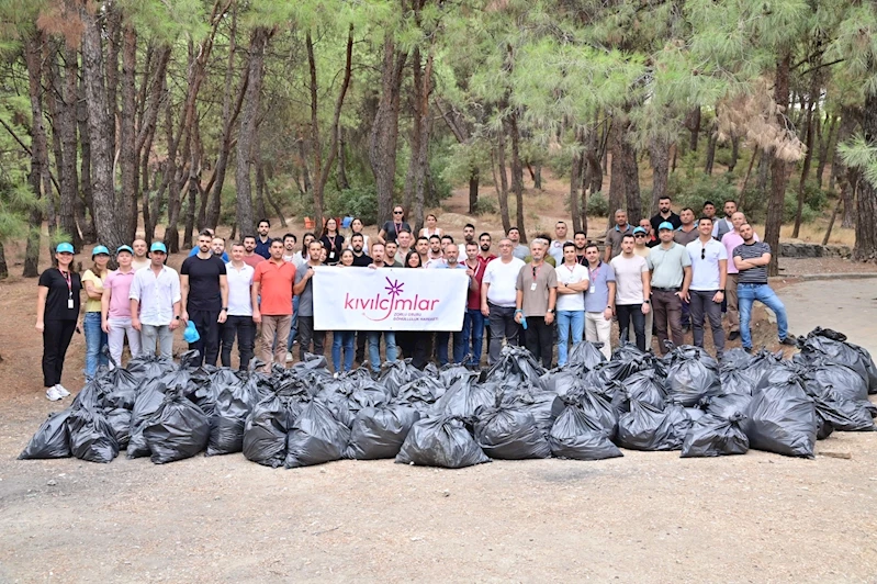 Gönüllülerden çevre temizliği Kıvılcımı