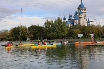 DENİZ KANOSU EĞİTİMLERİ BAŞLADI