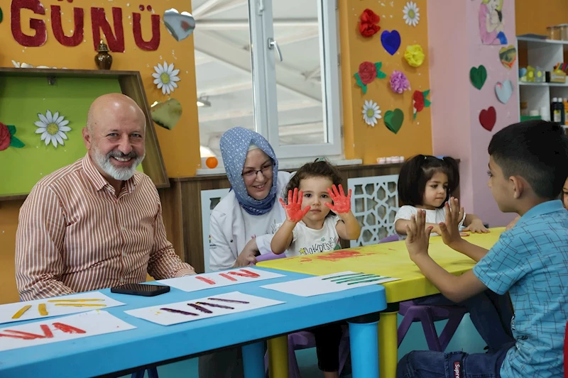 BAŞKAN ÇOLAKBAYRAKDAR, “HAYATIN TÜM RENKLERİ, 7DEN 70E BU ÇATI ALTINDA BULUŞUYOR