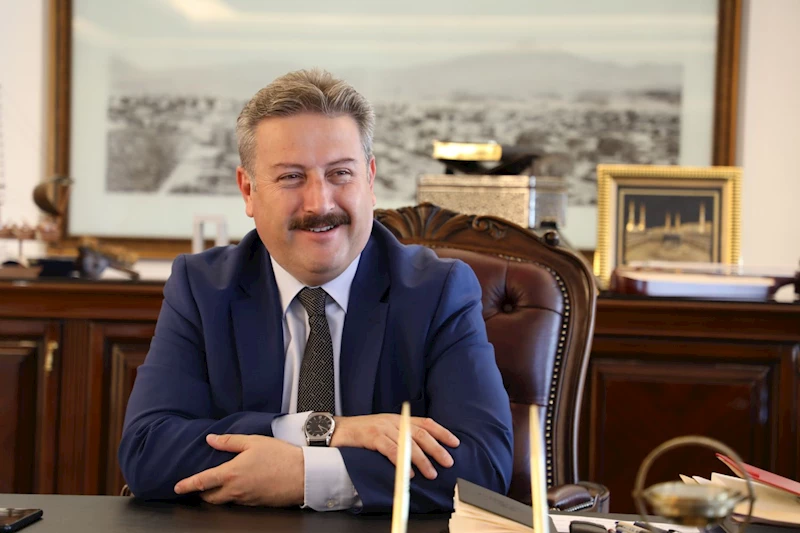 BAŞKAN PALANCIOĞLU MEVLİD KANDİLİNİ KUTLADI