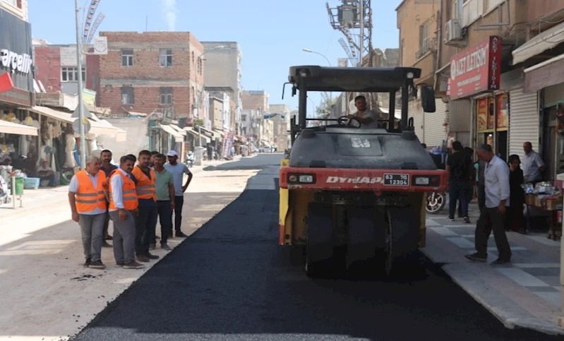 Büyükşehir’in Asfalt Atağı İle Viranşehir’in Çehresi Değişti