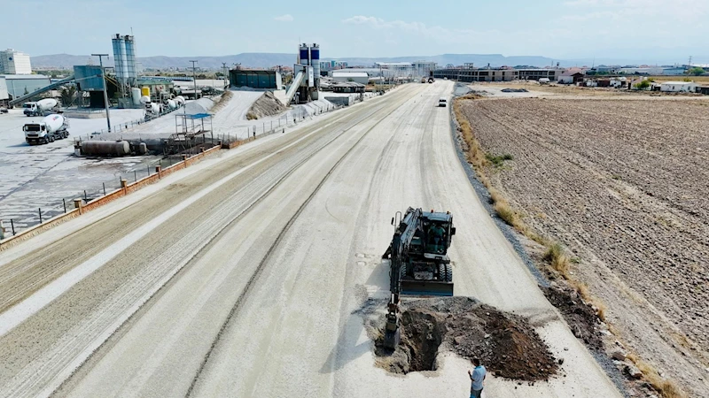 ADANA-KONYA BAĞLANTI YOLU PROJESİ HIZLA İLERLİYOR