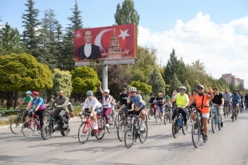 AVRUPA HAREKETLİLİK HAFTASI MUHTEŞEM FİNALLE SONA ERDİ