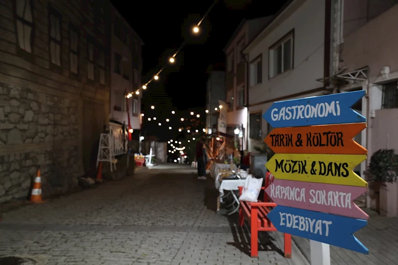 TARİH KOKAN KAPANCA SOKAK FESTİVALDE IŞIL IŞIL OLDU