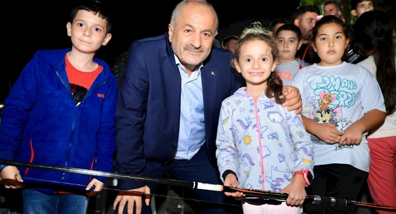 Eskihisar Sahilinde ‘Baba ve Çocuk Balık Tutma’ Etkinliği
