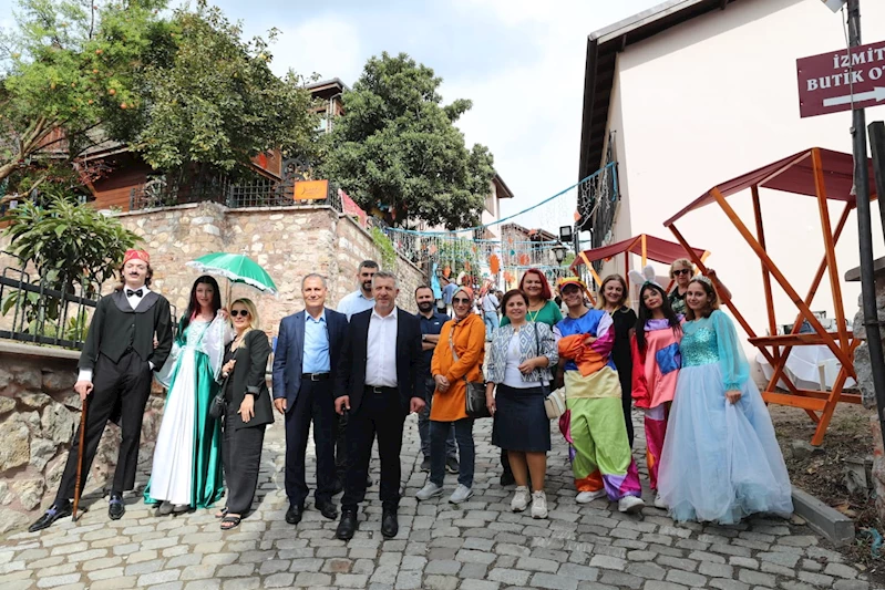 “KAPANCA SOKAK İZMİTLİLERİ ÇAĞIRIYOR”