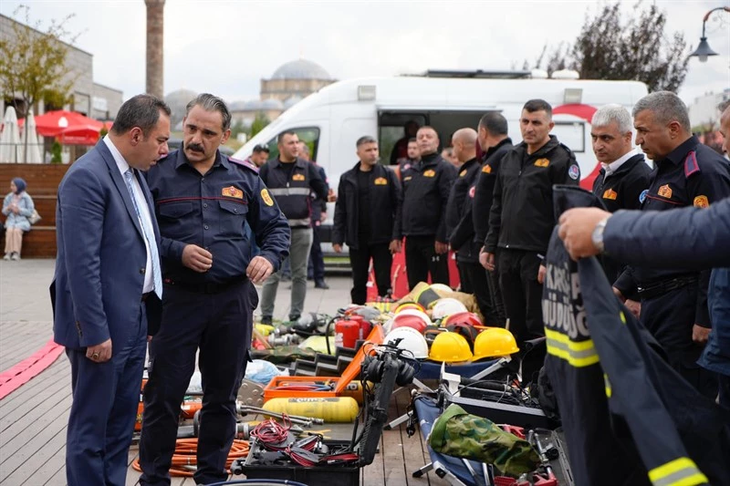 Kahraman İtfaiyecilerimizin İtfaiye Haftası Kutlu Olsun...