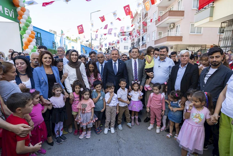 Başkan Seçer, Toroslar Belediyesi’nin ‘Osmaniye Mahallesi Gündüz Bakımevi’nin Açılışına Katıldı