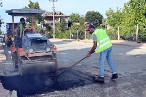 YOL BAKIM VE ASFALT YAMA ÇALIŞMALARI SÜRÜYOR