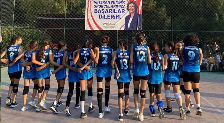 KÜTAHYALI MİNİK SPORCULARIMIZ ESKİŞEHİR