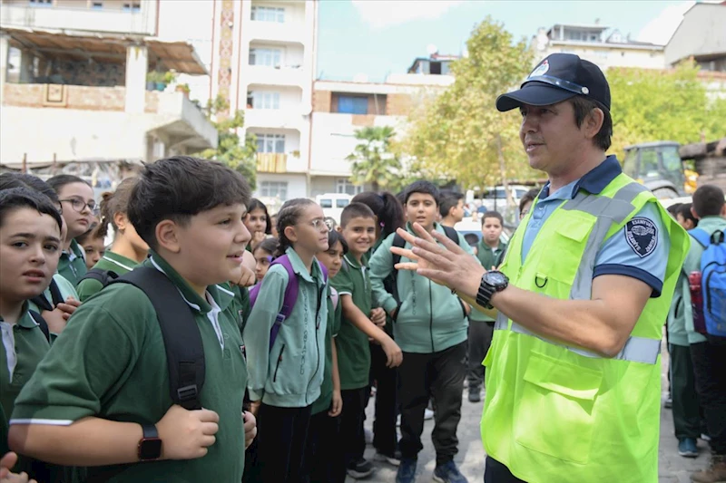 Esenyurt’ta Öğrenciler Güvende. Zabıta Ekipleri Denetimleri Sıkılaştırdı