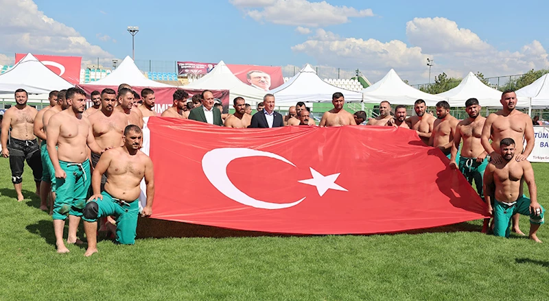 KARAKUCAK GÜREŞ FESTİVALİ COŞKUYLA GERÇEKLEŞTİ…