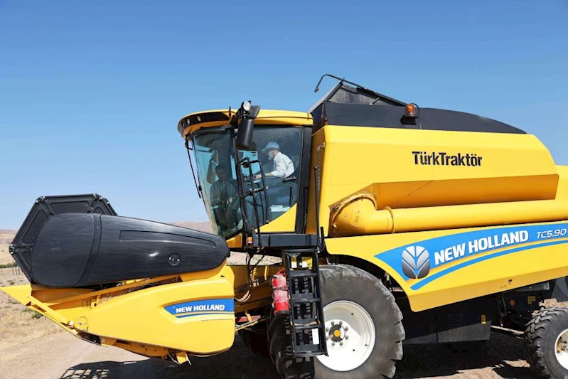 BAŞKAN ÇOLAKBAYRAKDAR, “TARIMDA DA KOCASİNAN FARKI VE İMZASINI ATIYORUZ”