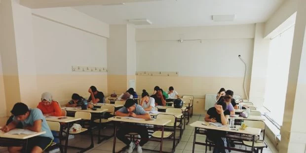 Başarının Yolu Belediyemizin Gençlik Merkezlerinden Geçiyor