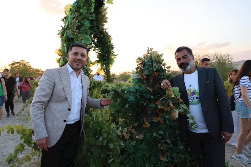 Başkan Arı, 52. Uluslararası Ürgüp Bağ Bozumu Festivali’ne Katıldı
