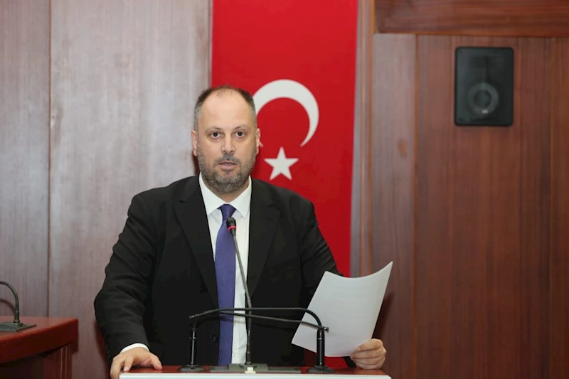KÜÇÜKKAYA: CHP İKİ SATIR DİLEKÇE İLE KURULAN BİR PARTİ DEĞİLDİR
