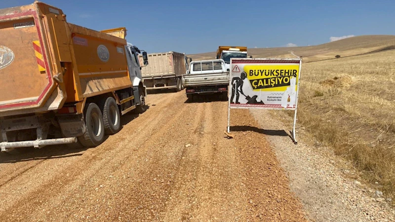 Büyükşehir Elbistan’da Yalıntaş - Aksakal Grup Yolunun Ulaşımını İyileştiriyor