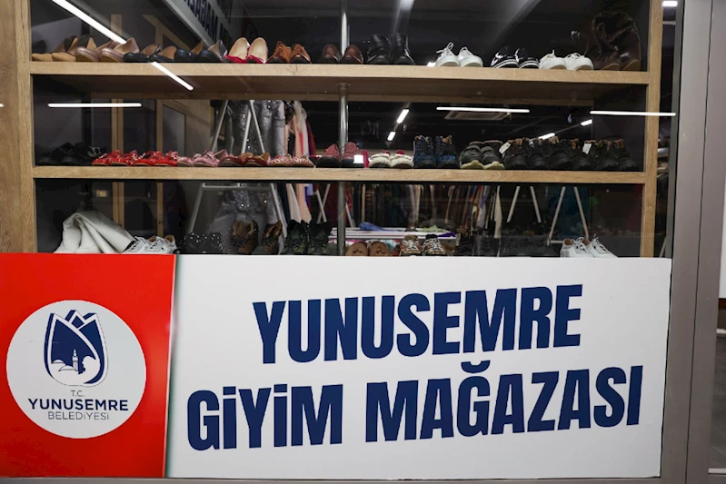 YUNUSEMRE GİYİM MAĞAZASI’YLA İHTİYAÇ SAHİPLERİNE ULAŞIYOR