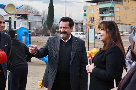 BAŞKAN ERTEMUR’DAN CUMHURİYET MAHALLESİ’NE YAKIŞIR PARK