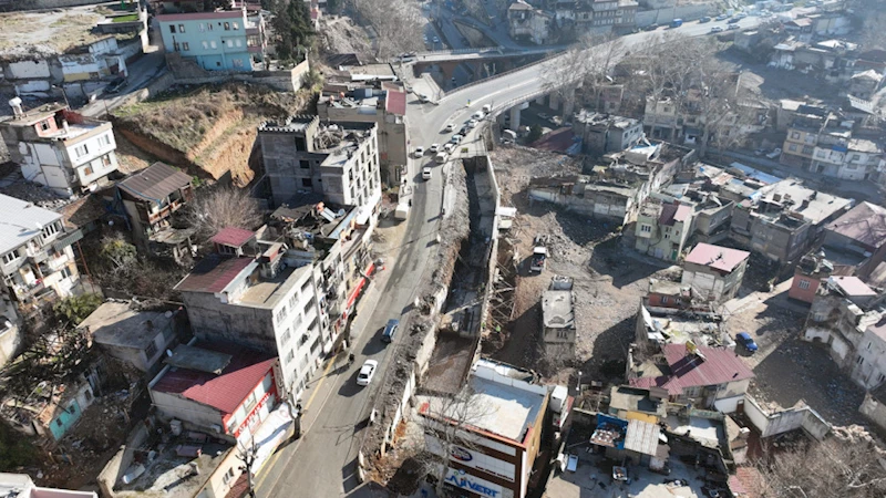 Sarayaltı – Kale Bağlantı Yolu’nda Önemli İlerleme Kat Edildi