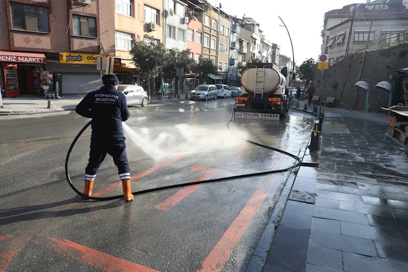 Eyüpsultan’da cadde ve sokaklar her gün tertemiz