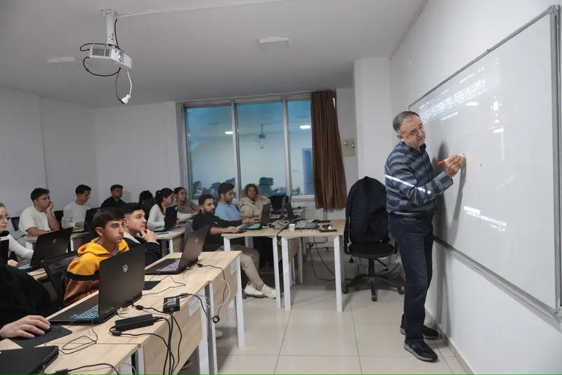 Akademi Aksaray