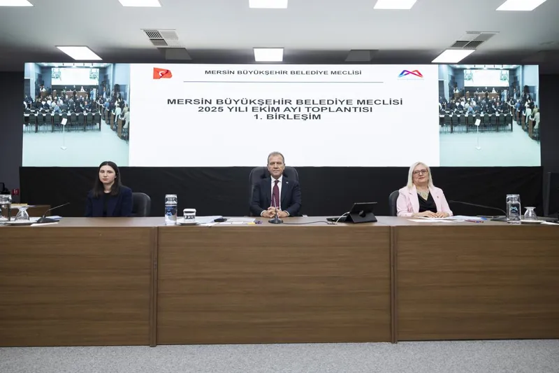 Mersin Belediye Meclisi Ekim Toplantısında Öğrenim Yardımı ve Altyapı Gündemi