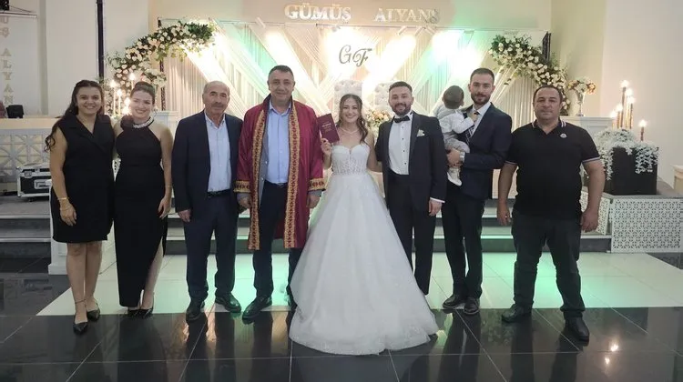 Gümüşhane Belediye Başkanı Tanır-Topaloğlu Çiftinin Nikahını Kıydı