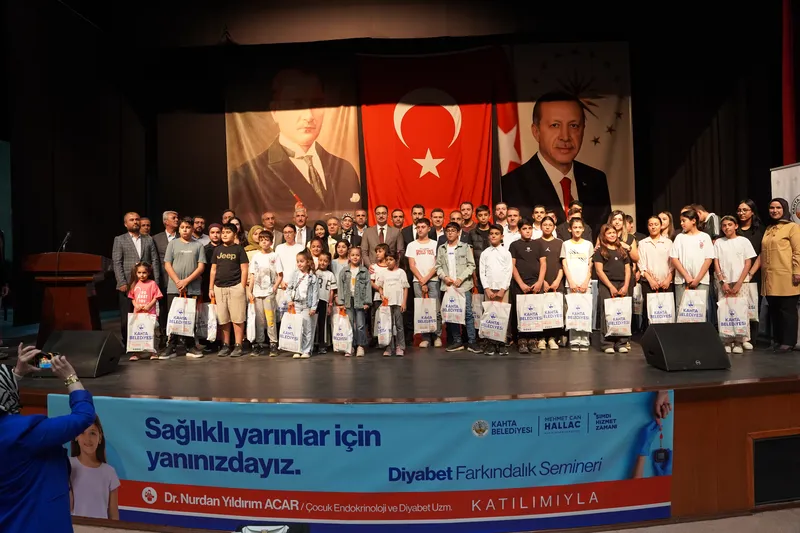 Kahta Belediyesi Diyabet Farkındalık Semineri ve Çocuklara Teknolojik Kitler