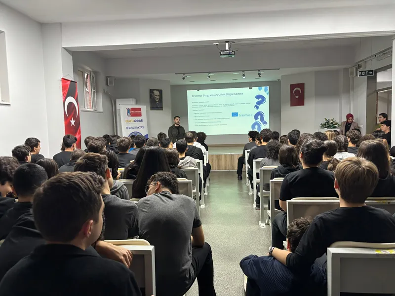 Pendik Belediyesi ErasmusDays ile Gençlere Avrupa Kapılarını Açtı